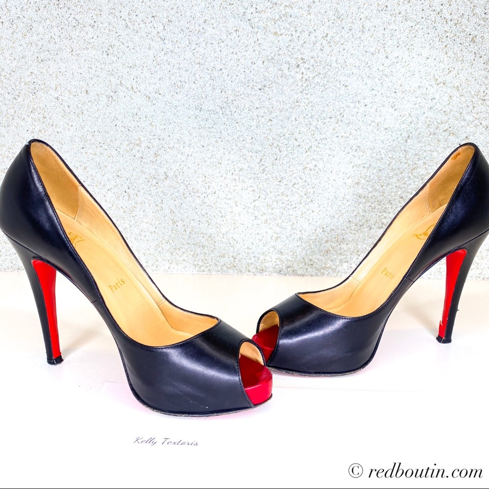 ♥️Sold Louboutin Very Prive Peep Toe Pumps - Picture 2 of 8